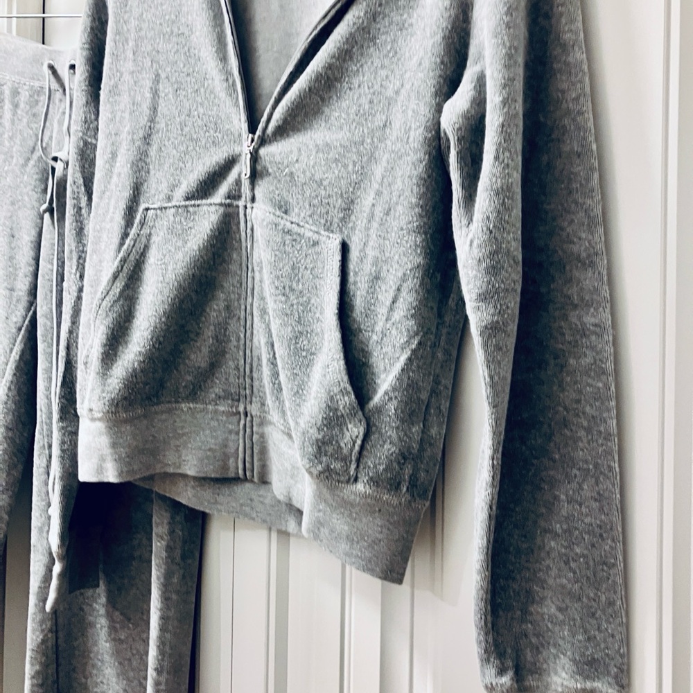 Juicy Couture Charcoal Velour Jacket - Picture 13 of 16
